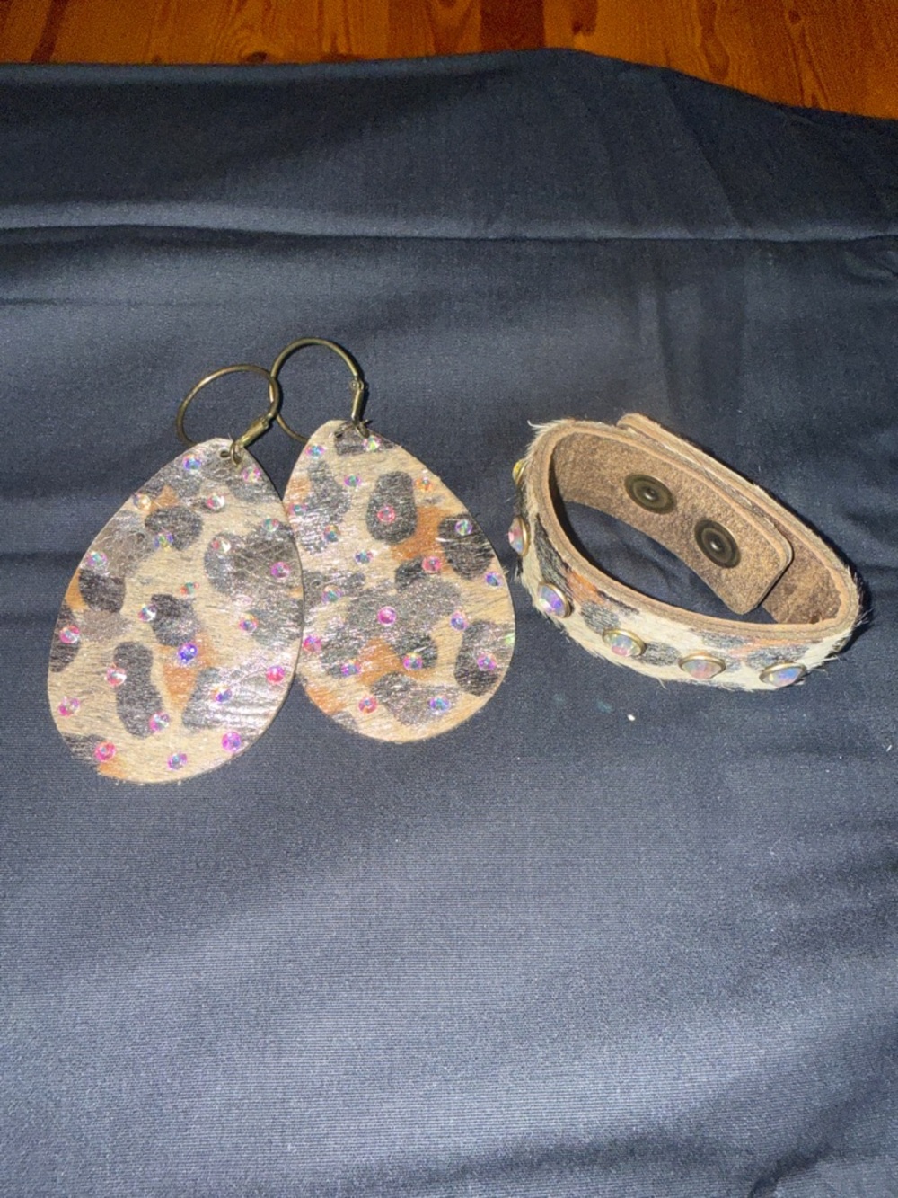Leopard Print Teardrop Earrings with Pink Rhinestones